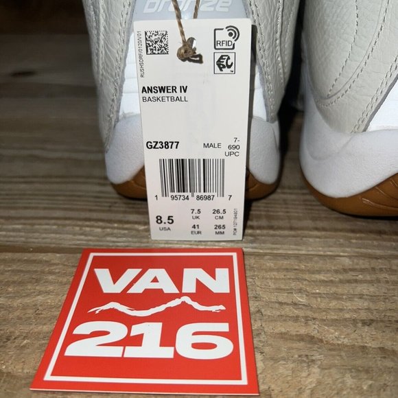 New: Sz 8.5: Reebok Answer IV: Only The Strong Survive: Basketball Shoes: GZ3877